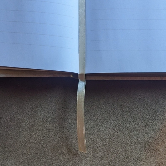 Gorgeous ⛪ Bible Verse ⛪ Journal - Picture 7 of 7